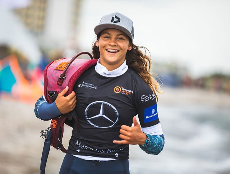 Mika Makes It! Women’s Single Elimination Result