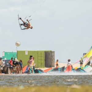 2211091702-D57A2567-Erik-Anderson-romantsovaphoto