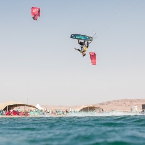 2210201252-D57A6027-romantsovaphoto