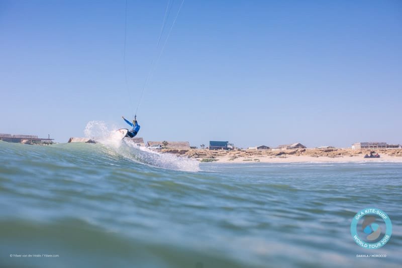 Keahi de Aboitiz kitesurfing Dakhla day one