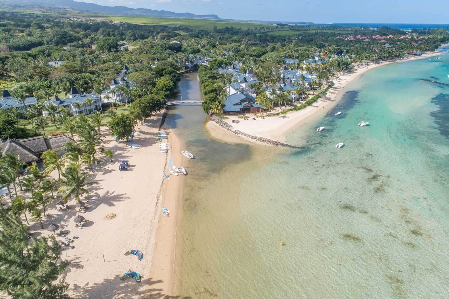 KiteGlobing and C-Beach Club facilities