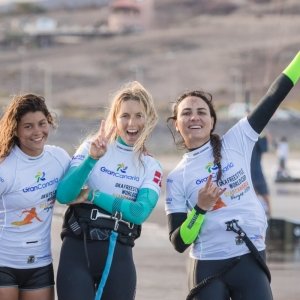 Bruna-Kajiya-Mikaili-Sol-Therese-Taabbel-3G1A6920-Bruna-Kajiya-Mikaili-Sol-Therese-Taabbel-romantsovaphoto