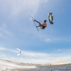 2211081647-IMG_1342-Erik-Anderson-romantsovaphoto