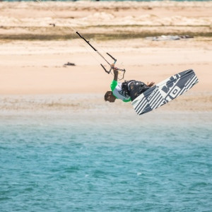 D57A8120-romantsovaphoto-Erick-Anderson