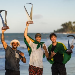 GKA25-TAIBA-KITESURF-DAY-4-09220058-Airton-Cozzolino-Gabriel-Benetton-Pedro-Matos-J17A9277-romantsovaphoto
