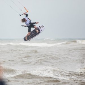 James-Carew-M63A8958-romantsovaphoto