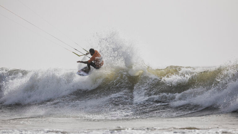 Early duel in Dakhla may define title race