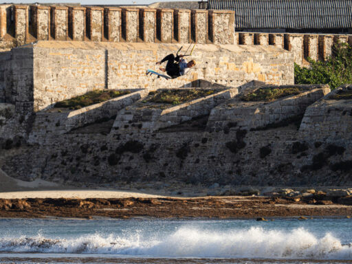 Fight for top Big Air crowns set to soar in Tarifa