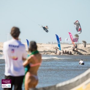 2211111912-D57A6551-romantsovaphoto