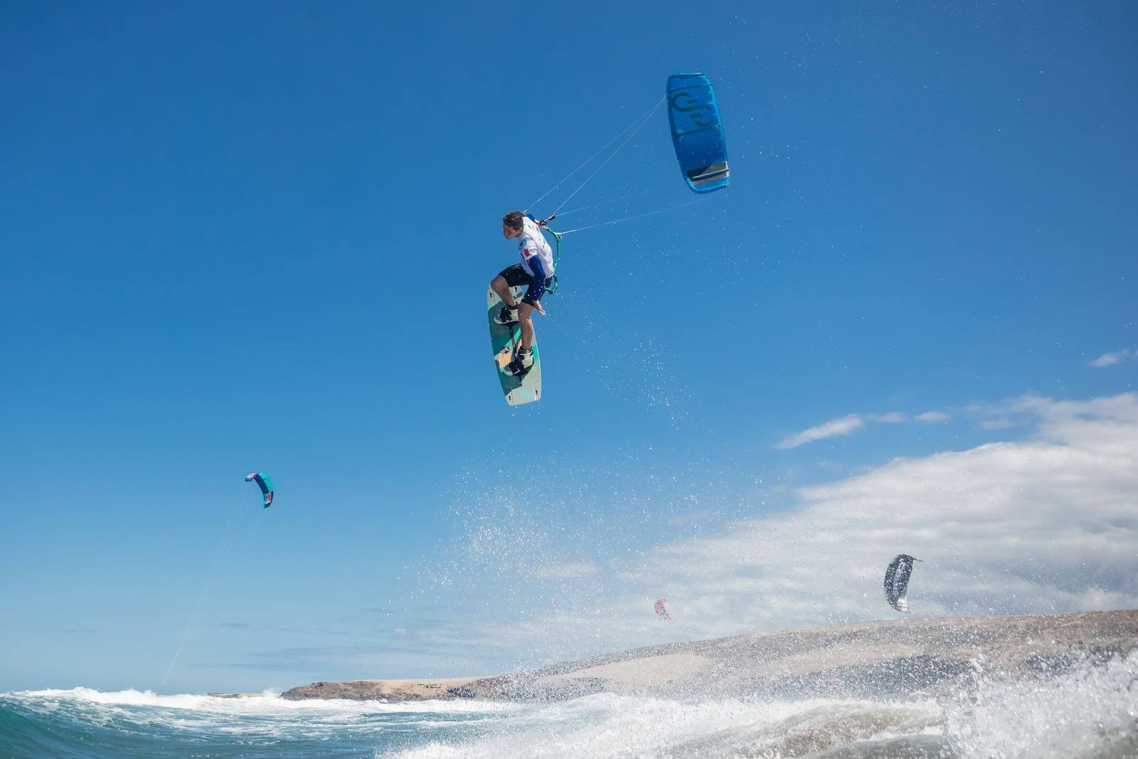 Thursday update – GKA Gran Canaria begins