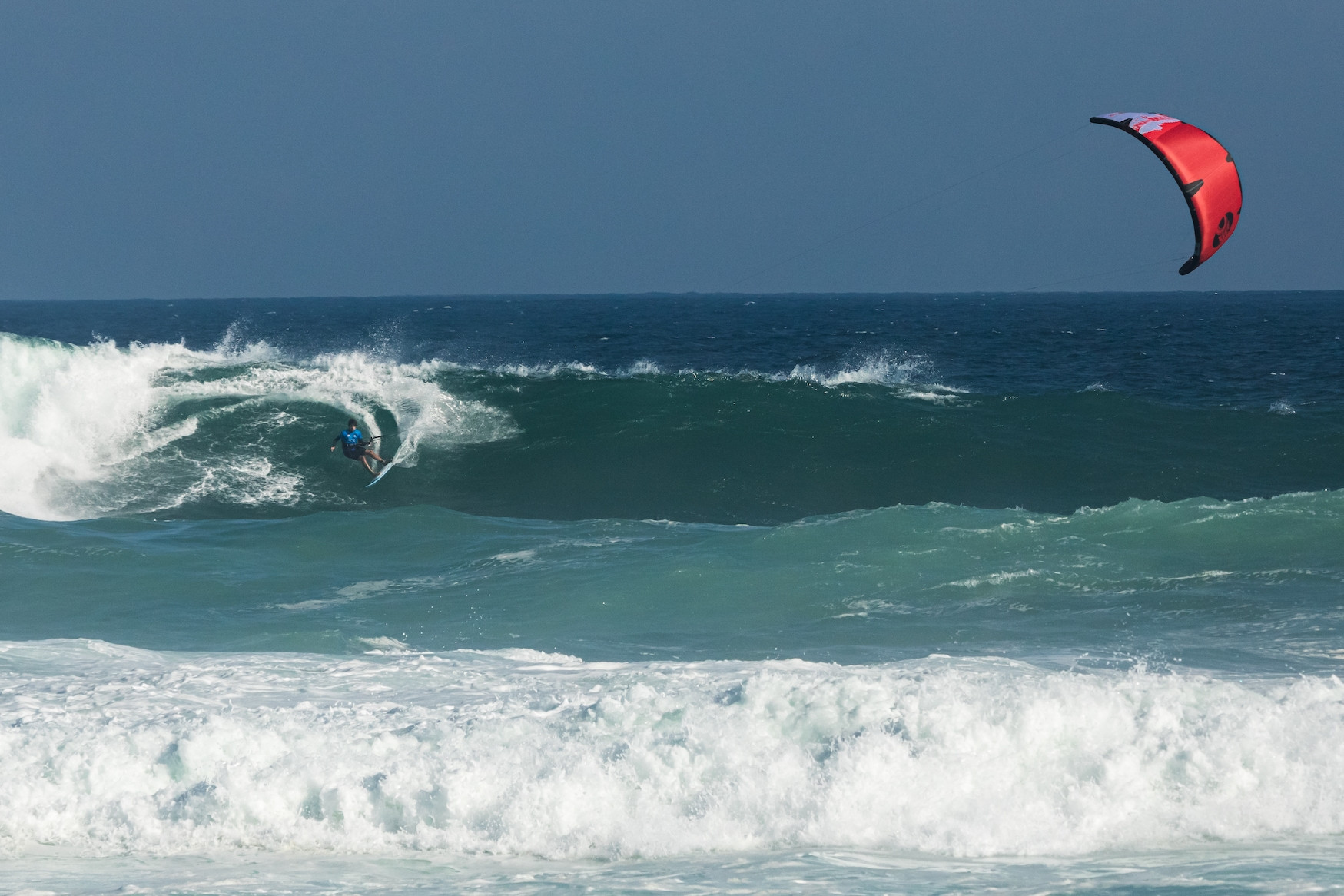 Top kite-surfers battle elements in Rio de Janeiro