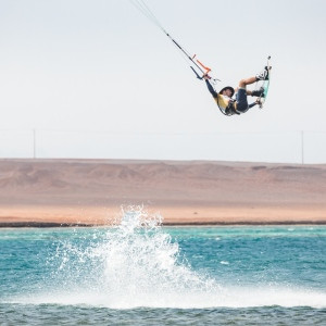 2210211038-D57A7328-Maxime-Chabloz-romantsovaphoto