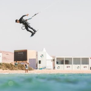 2210181200-D57A2787-romantsovaphoto