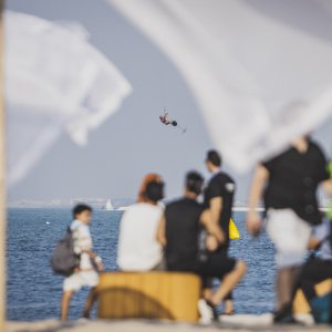 Annie-Branton-Lukas-K-Stiller-2