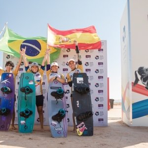 2210221218-IMG_9775-Bruna-Kajiya-Claudia-Leon-Mikaili-Sol-Rita-Arnaus-romantsovaphoto