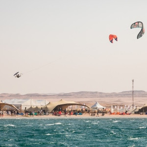 2210220801-D57A8360-Valentin-Garat-romantsovaphoto