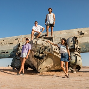 2210231438-D57A0140-Arthur-Guillebert-Bruna-Kajiya-Rita-Arnaus-Valentin-Garat-romantsovaphoto