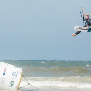 Simon-Joosten-M63A1038-romantsovaphoto