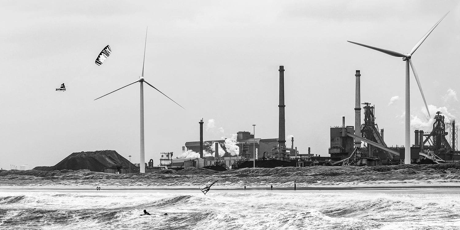 Fundraiser launches for prolific kiteboarding photographer, Ydwer van der Heide