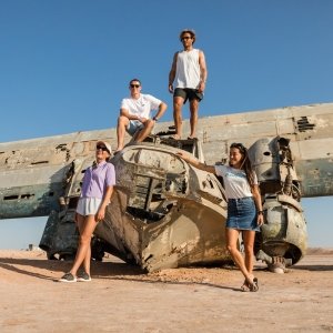 2210231438-D57A0140-Arthur-Guillebert-Bruna-Kajiya-Rita-Arnaus-Valentin-Garat-romantsovaphoto