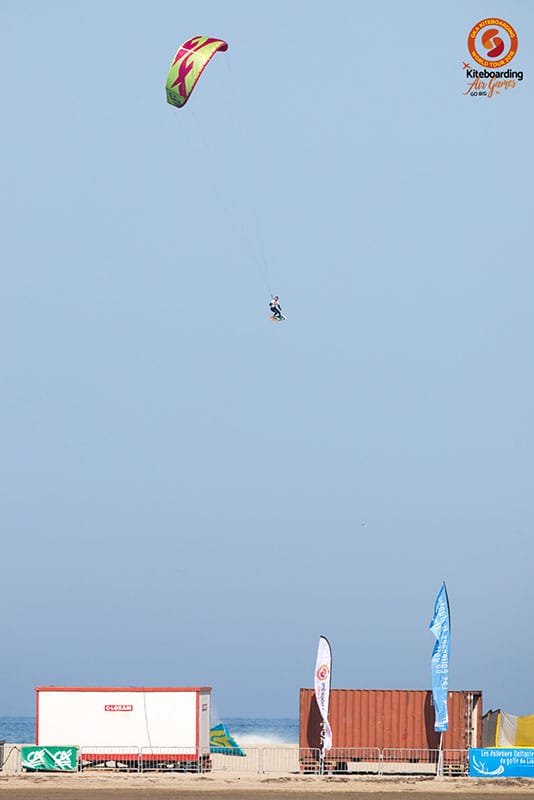 Paul Serin kite tow up Leucate