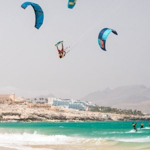 Carlos-Mario-0I5A4611-romantsovaphoto