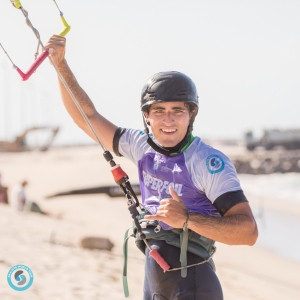 20211116185707-D57A6500-romantsovaphoto