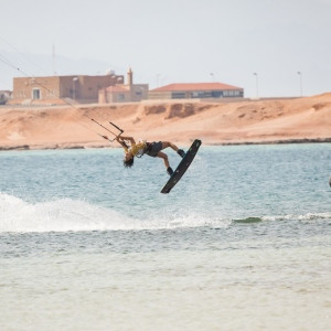 2210211142-D57A7901-Mikaili-Sol-romantsovaphoto