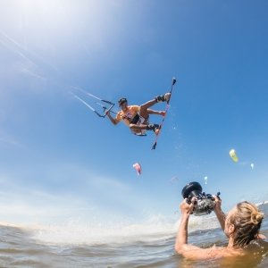 2211081653-IMG_1472-Carlos-Mario-romantsovaphoto