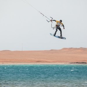 2210210958-D57A6983-Juan-Rodriguez-romantsovaphoto