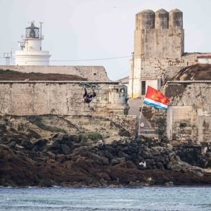 Zara-Hoogenraad_I1010089-_Samuel_Cardenas