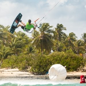 D57A5509-romantsovaphoto