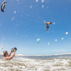 2211081619-IMG_1082-Erik-Anderson-romantsovaphoto