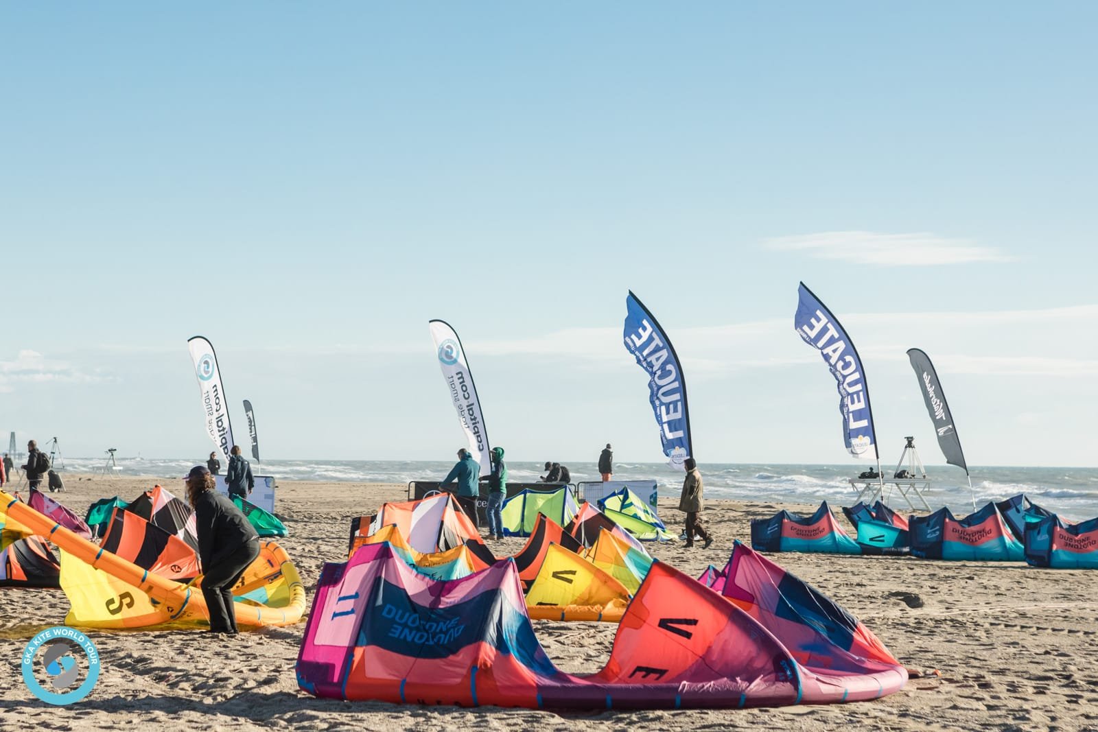 Wednesday Update – GKA Leucate Event Running – 20 – 30 Knots and Sunny at Port Leucate