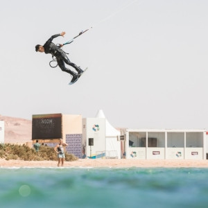 2210181200-D57A2787-romantsovaphoto