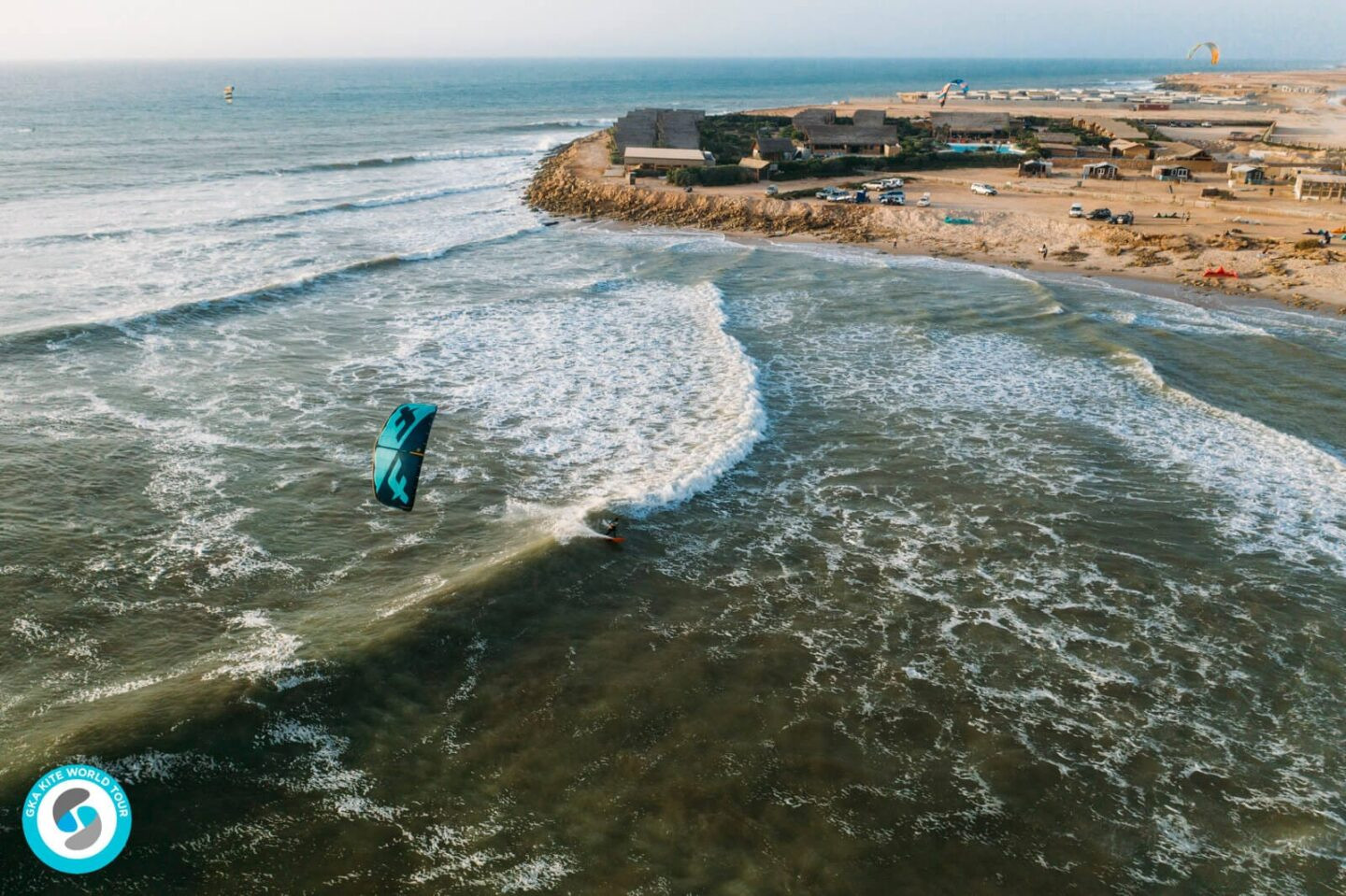 Mitu working the point