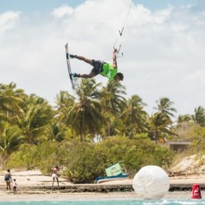 D57A5463-romantsovaphoto